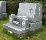 印西霊園芝生型墓石