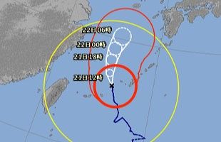 沖縄台風危険コース