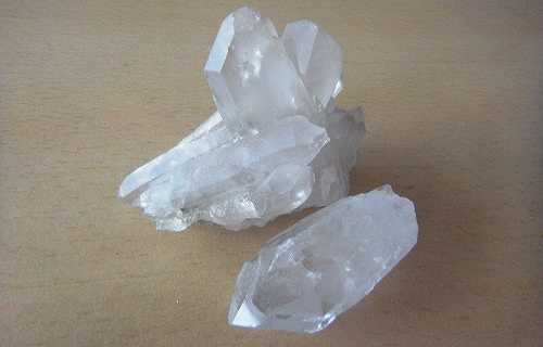 沖縄で鉱物・パワーストーンを集めたい　水晶